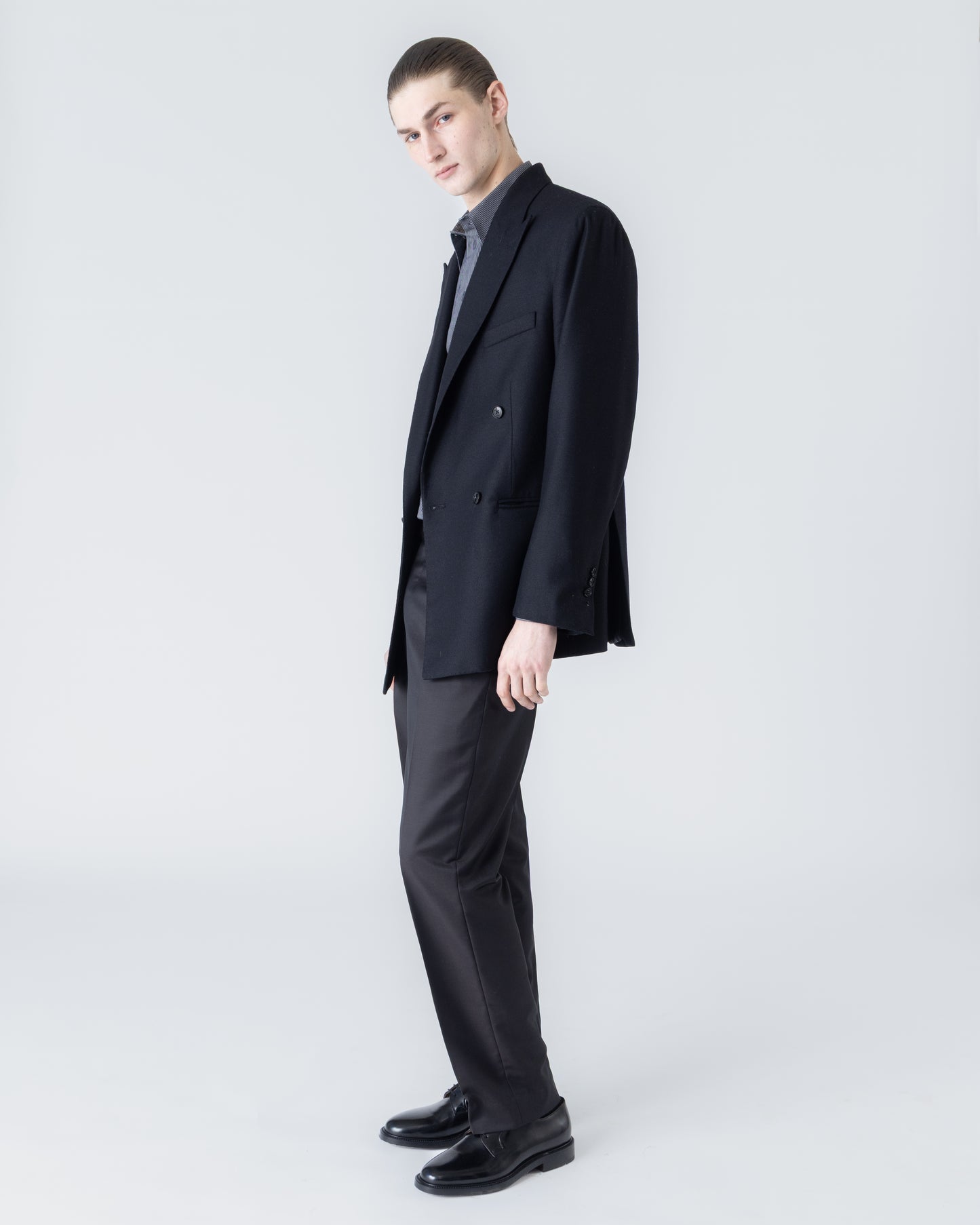 BLACK DOUBLE-BREASTED JACKET